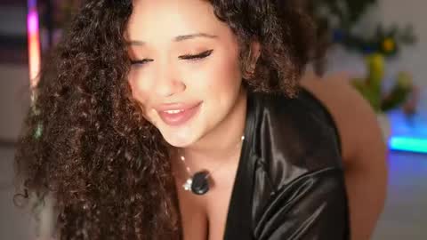 Snapshot of moan_4_you chatting on April 17, 2026, 6:22 pm Ruxxx online show from April 17, 2026, 6:22 pm