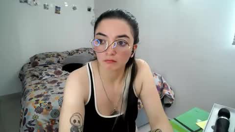 Snapshot of mocca_117 chatting on November 19, 2025, 4:18 pm Sam online show from November 19, 2025, 4:18 pm