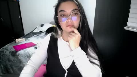 Sam online show from February 3, 2026, 6:51 am