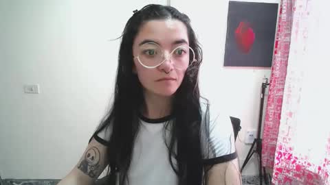 Snapshot of mocca_117 chatting on May 25, 2026, 2:01 pm Sam online show from May 25, 2026, 2:01 pm