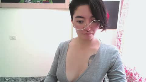 Snapshot of mocca_117 chatting on June 20, 2026, 6:11 pm Sam online show from June 20, 2026, 6:11 pm