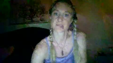 mockingbirds91 online show from June 19, 2026, 4:06 am
