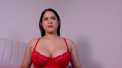 zoe ross online show from February 20, 2026, 7:25 pm