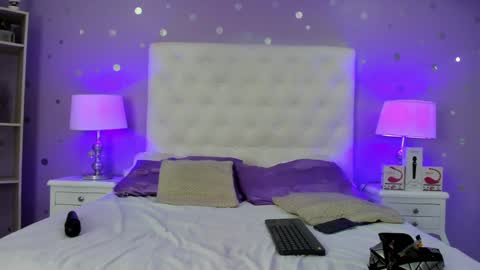 Sophia  online show from February 3, 2025, 7:21 pm