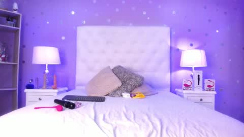 Sophia  online show from March 6, 2025, 7:32 pm