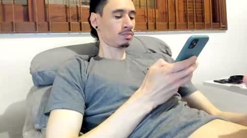 DigBreed online show from October 6, 2025, 1:14 am