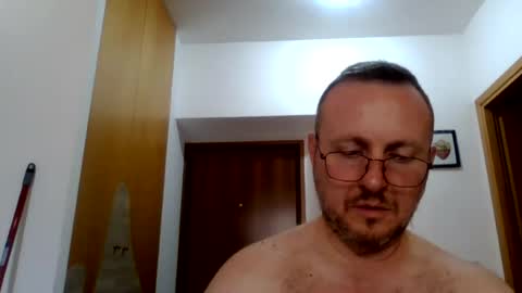 Snapshot of modesto1969 chatting on July 19, 2026, 9:24 am modesto1969 online show from July 19, 2026, 9:24 am