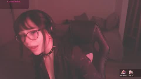 Snapshot of modjo_ chatting on December 23, 2024, 4:55 am Modjo online show from December 23, 2024, 4:55 am