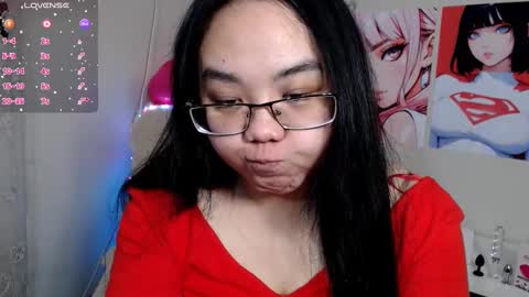 Snapshot of moertomlly chatting on February 20, 2025, 3:12 am Molly online show from February 20, 2025, 3:12 am