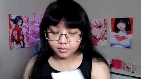 Snapshot of moertomlly chatting on September 15, 2025, 4:12 am Molly online show from September 15, 2025, 4:12 am