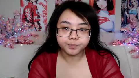 Snapshot of moertomlly chatting on June 16, 2026, 4:59 am Molly online show from June 16, 2026, 4:59 am