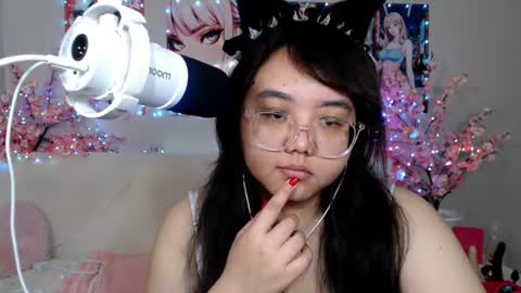 Snapshot of moertomlly chatting on July 29, 2026, 5:27 am Molly online show from July 29, 2026, 5:27 am