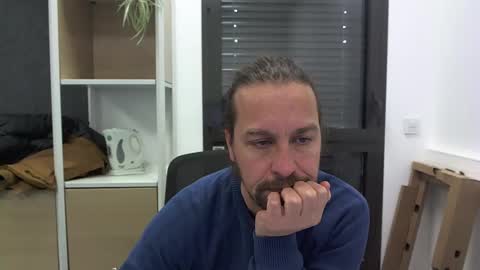 Julien online show from January 30, 2025, 12:06 pm