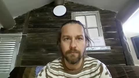 Julien online show from November 21, 2025, 9:19 am