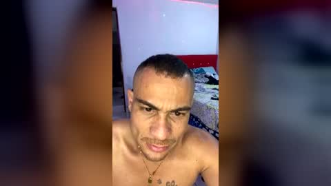 Snapshot of moises_athlon chatting on July 21, 2026, 7:49 pm Moises Athlon online show from July 21, 2026, 7:49 pm