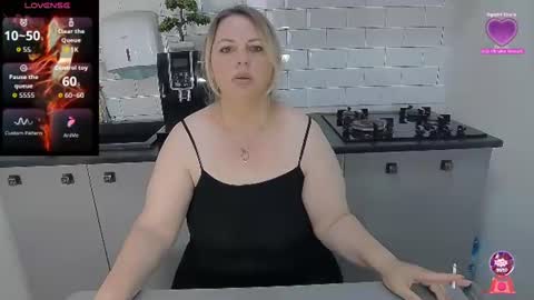 erika online show from June 25, 2026, 7:46 am