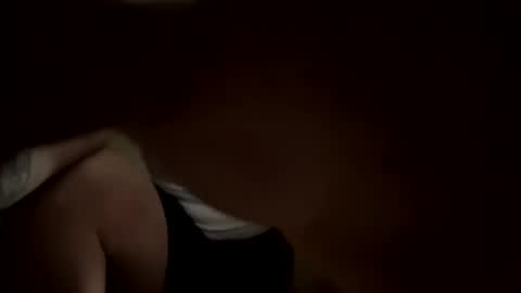 Snapshot of mojozz chatting on December 15, 2024, 7:53 pm LookinForFun online show from December 15, 2024, 7:53 pm