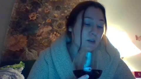 Snapshot of mollsballs123 chatting on November 2, 2025, 5:54 am mollsballs123 online show from November 2, 2025, 5:54 am