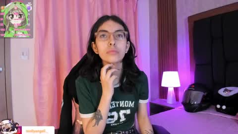 Molly online show from April 6, 2026, 3:02 pm