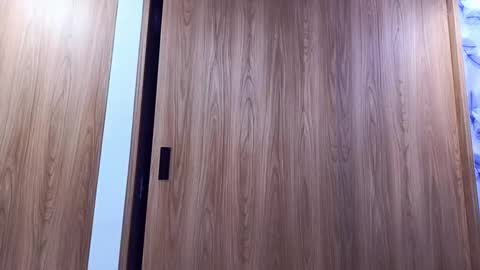 Snapshot of molly_ady chatting on October 22, 2025, 5:41 am Molly online show from October 22, 2025, 5:41 am