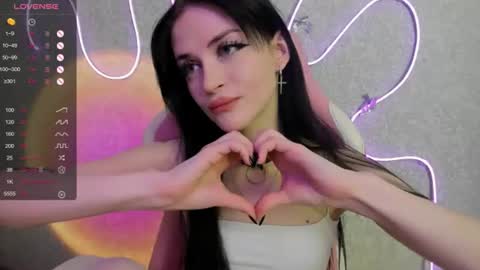 Molly - online show from July 7, 2026, 3:42 am