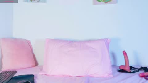 Snapshot of molly_hot778 chatting on July 10, 2026, 6:39 am molly come and have fun online show from July 10, 2026, 6:39 am