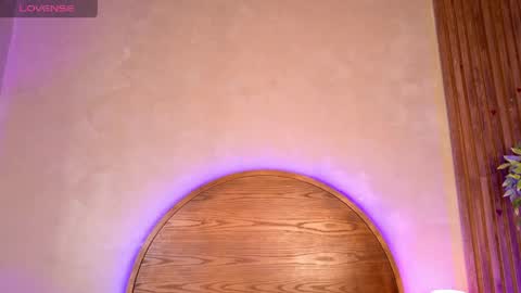 Snapshot of molly_jackson chatting on June 9, 2026, 10:43 pm Molly Jackson online show from June 9, 2026, 10:43 pm