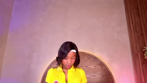 Snapshot of molly_jackson chatting on June 17, 2026, 10:43 pm Molly Jackson online show from June 17, 2026, 10:43 pm
