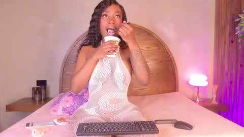 Molly Jackson online show from July 6, 2026, 10:45 pm