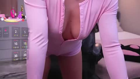 Snapshot of molly_jons chatting on December 20, 2025, 1:02 am Molly online show from December 20, 2025, 1:02 am