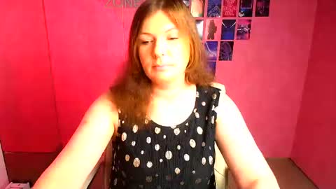 Snapshot of molly_mis chatting on May 4, 2026, 11:50 am Molly online show from May 4, 2026, 11:50 am