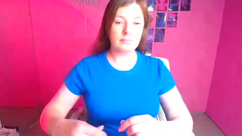 Snapshot of molly_mis chatting on May 22, 2026, 11:49 am Molly online show from May 22, 2026, 11:49 am