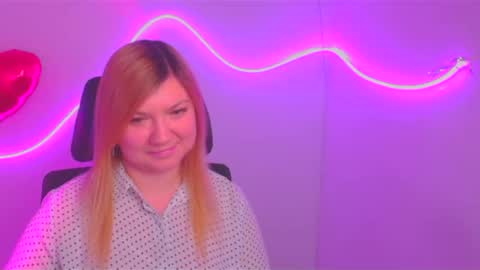 Snapshot of molly_moree chatting on February 21, 2025, 1:22 pm Molly online show from February 21, 2025, 1:22 pm