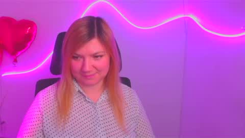 Snapshot of molly_moree chatting on February 21, 2025, 4:37 pm Molly online show from February 21, 2025, 4:37 pm