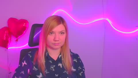 Snapshot of molly_moree chatting on March 5, 2025, 12:22 pm Molly online show from March 5, 2025, 12:22 pm