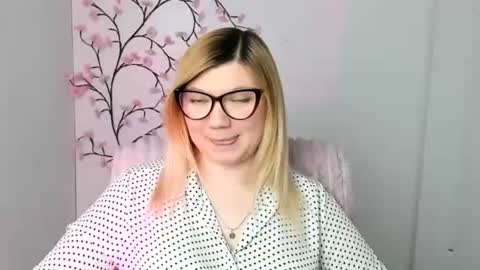 Molly online show from February 23, 2026, 12:46 pm