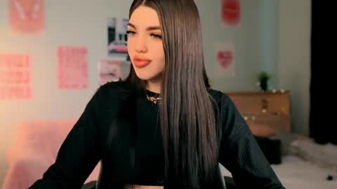 Snapshot of molly_rettyy chatting on April 10, 2026, 5:34 am Molly online show from April 10, 2026, 5:34 am