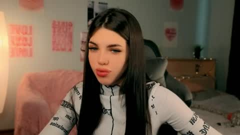 Snapshot of molly_rettyy chatting on April 28, 2026, 4:06 am Molly online show from April 28, 2026, 4:06 am