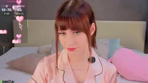 Snapshot of molly_rougge chatting on November 7, 2025, 12:43 am Molly online show from November 7, 2025, 12:43 am