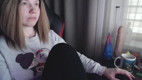 I have new photos come and see with love Molly online show from March 12, 2025, 6:18 am