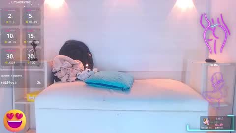 Snapshot of molly_spears chatting on February 9, 2025, 1:33 am Molly Spears online show from February 9, 2025, 1:33 am