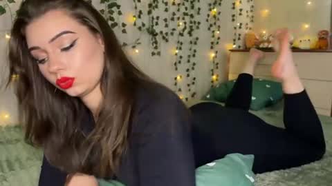 Molly online show from July 18, 2026, 11:25 am