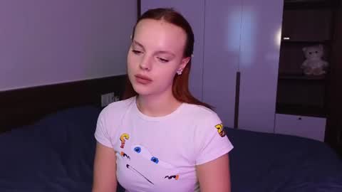 Molly online show from June 22, 2026, 3:25 am