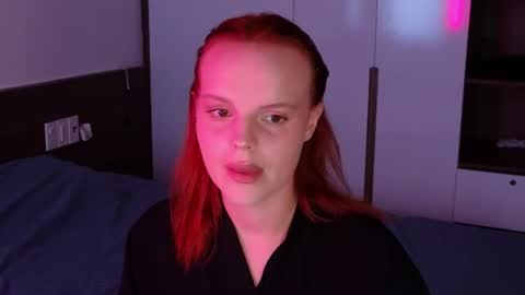 Molly online show from July 11, 2026, 1:19 am