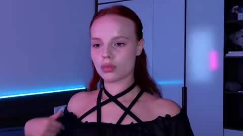 Molly online show from July 17, 2026, 1:12 am
