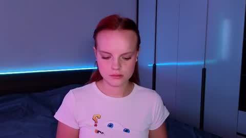 Molly online show from July 18, 2026, 1:54 am