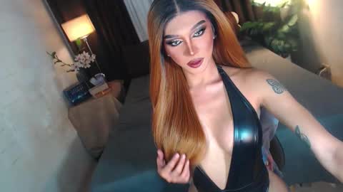 Snapshot of mollycummers chatting on November 16, 2025, 1:55 am Molly online show from November 16, 2025, 1:55 am