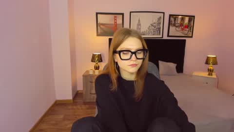 Snapshot of mollydangerous chatting on December 15, 2024, 7:46 am Taisha online show from December 15, 2024, 7:46 am