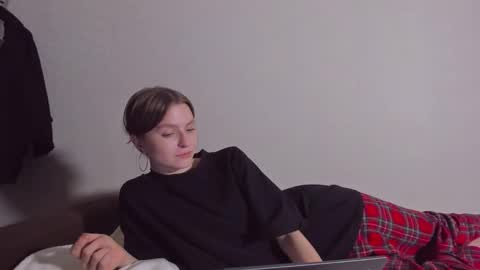 Snapshot of mollydangerous chatting on February 19, 2025, 11:14 pm Taisha online show from February 19, 2025, 11:14 pm