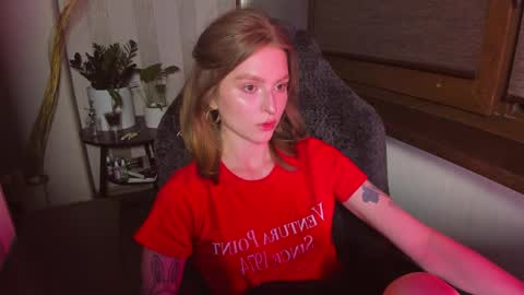 Snapshot of mollydangerous chatting on April 5, 2026, 8:50 pm Taisha online show from April 5, 2026, 8:50 pm